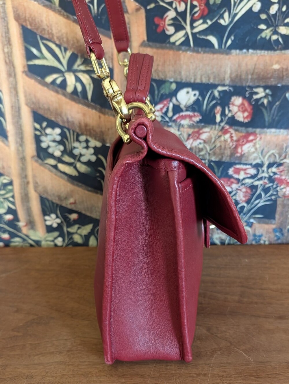 Vintage Coach Willis Bag Red Leather Brass Hardware Crossbody 9927 - Picture 10 of 16